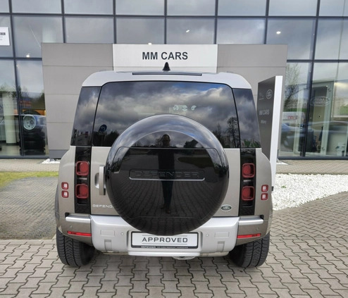 Land Rover Defender cena 439900 przebieg: 4320, rok produkcji 2023 z Grybów małe 379